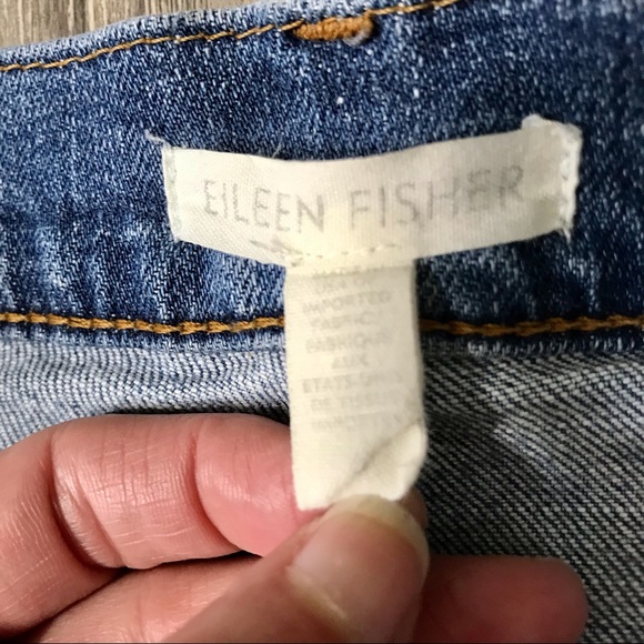 Eileen Fisher Classic Straight Leg Distressed Denim Jeans Size 6, runs large - Picture 5 of 14